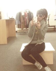 Iranian Teenager Hoe Felor (Pals with Sheyda)