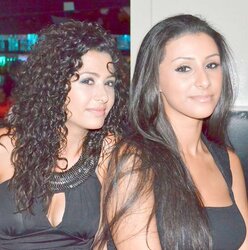 Iranian Teenager Hoe Felor (Pals with Sheyda)