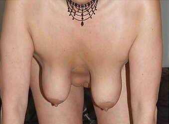 083 Nips Pezones