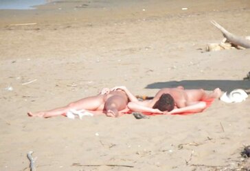 Spiaggia naturista