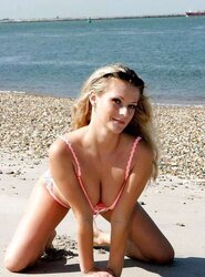 Geile Frauen ab 30 : Am Strand blasen und ficken
