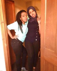Hijab arab beurette Uber-Sexy Gals