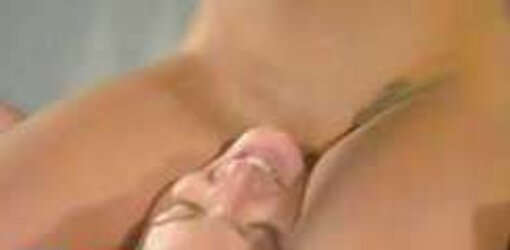 SOAP Vids superb position floor mat catches sight of