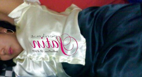 Bevy penikmat satin