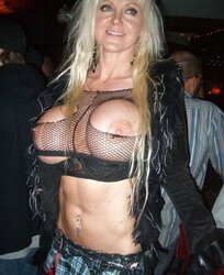 Lori: Fake Jug Exhibitionist MUMMY