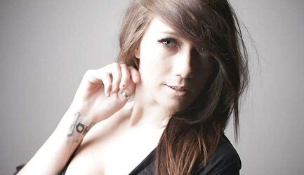 Lindsay elyse