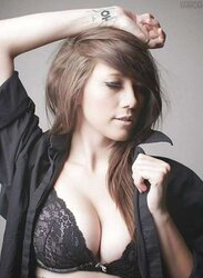 Lindsay elyse