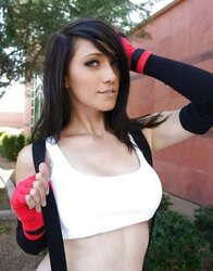 Lindsay elyse