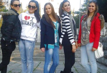 Jeunes putes serbes