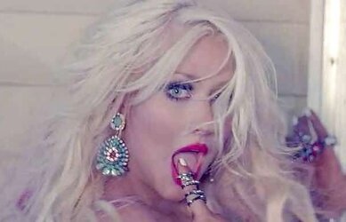 Christina aguilera