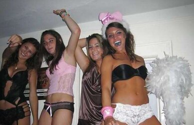 Naked Teenager Damsels