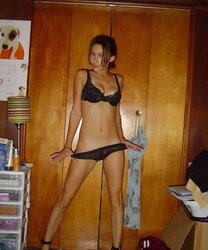 Thin femmes bods