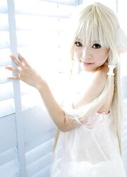 Ultra-Cute Cosplayer Kipi Wakashima