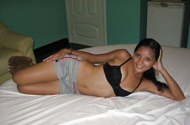 Bare inexperienced latina gal