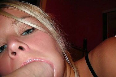 Blondine blaest geil