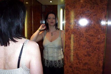 UK MUMMY Breezy Maria