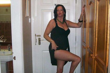 UK MUMMY Breezy Maria