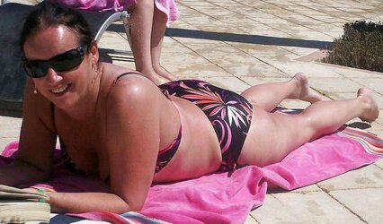 UK MUMMY Breezy Maria