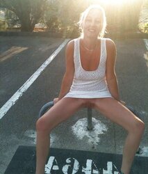 Trampy damsel needs 2 boners