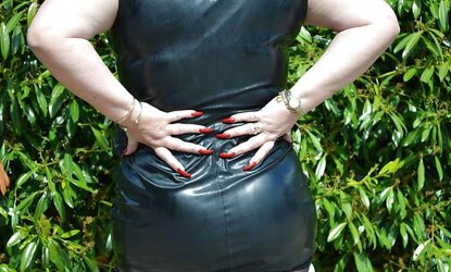 Linda Hip Shoe