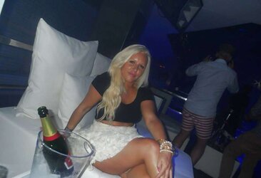 Chubby slags seren,amy,charlotte and vicky holiday photos