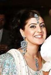 Super-Fucking-Hot and Splendid Indian, Desi, NRI, Punjabi Cheating Tart Wifey!