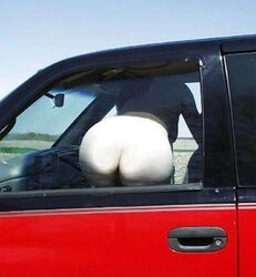 Redhead MUMMY in a car - N. C.