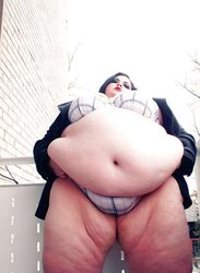 Fat Tummy Honeys