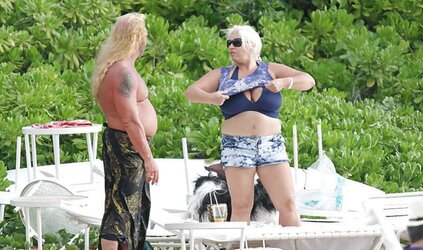 Fabulous big-titted plumper beth chapman