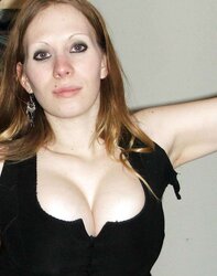 GORGEOUS AND INSANE GOTHIC NYMPH