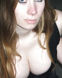 GORGEOUS AND INSANE GOTHIC NYMPH