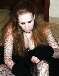 GORGEOUS AND INSANE GOTHIC NYMPH