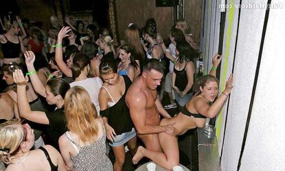 HANDSOME BISEXUAL MUMMY SOIREE WITH FOLKS LIKE YOU TO PULVERIZE