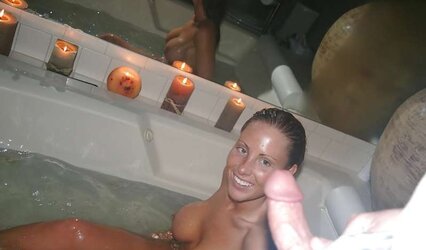 Buxomy Inexperienced Gal