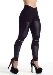 Hefty arse jaw-dropping gostosa undies high-heeled shoes high highly