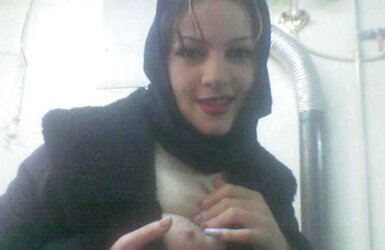 Iranian dolls