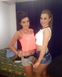 Facebook Fucksluts- Hollie