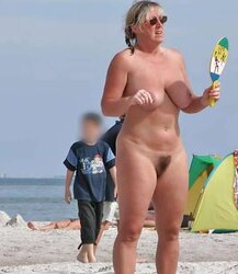 Nude Hoes On The Sandy Beaches