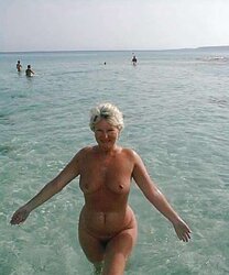 Nude Hoes On The Sandy Beaches