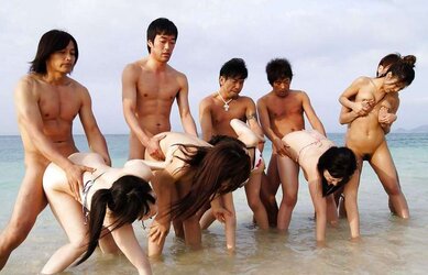 Bare Woman Groups 23 - Japanese Gang Hump Gigs