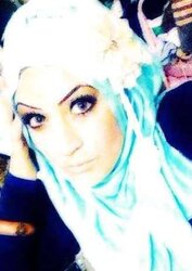 Priincess Dla Decent Hijabi super-bitch