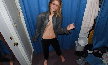 UPSKIRT AND HANDSOME PICTURES