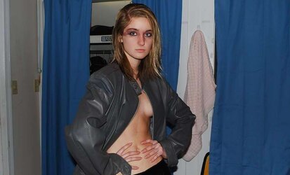 UPSKIRT AND HANDSOME PICTURES