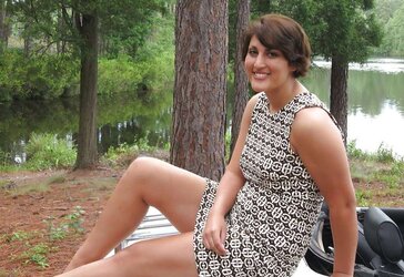 UPSKIRT AND HANDSOME PICTURES