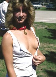 UPSKIRT AND HANDSOME PICTURES