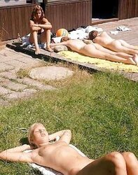 Nude Woman Groups 36 - Vintage Damsels from Holland