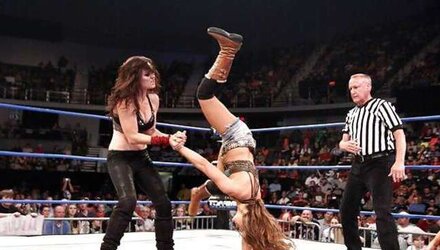 Mickie James - TNA Knockout, WWE Diva mega bevy