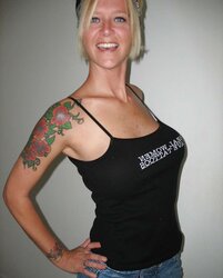 CHICKS NEXT DOOR 9.