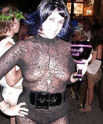 Wedding Ring Swingers #31: Kinky Chicks