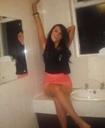 Upskirt stunners more fanny flashers.. :)
